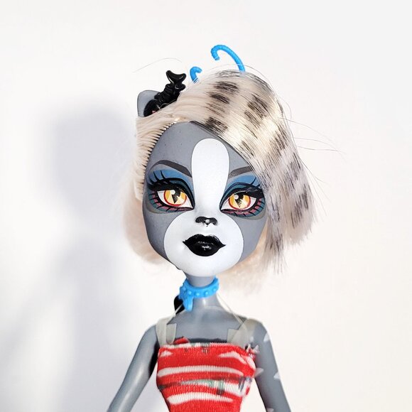 Monster High Werecat Twin Sisters Meowlody and Purrsephone Dolls - Picture 4 of 4